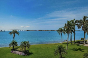 Waterfront Condo in St Petersburg FL